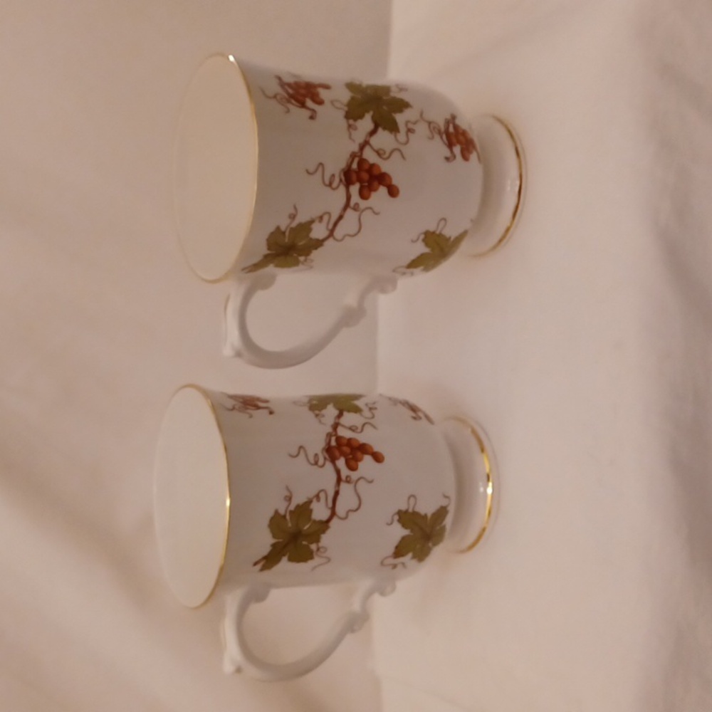 Royal Victoria Bone China Made in England Set Of 2 Irish Coffee Mugs - Grapes